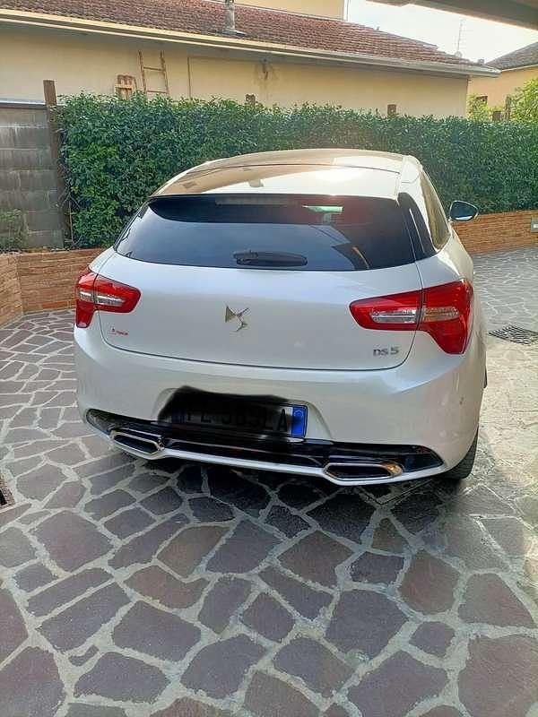 Usata DS Automobiles DS5 Sport Chic 181 CV (133 kW) 2016 Utilitaria