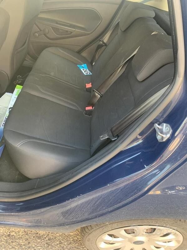 Usata Ford Fiesta 73 CV (53 kW) 2015 Blu Utilitaria