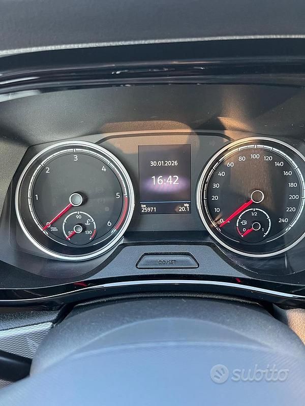 Usata VW California California 150 CV (110 kW) 2024 Rosso Furgone