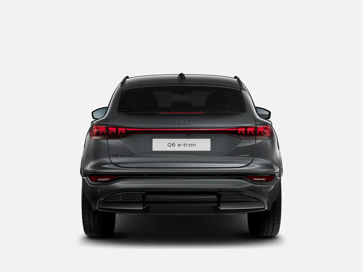 Nuova Audi Q6 Sportback e-tron S-Line 119 kW (163 CV) 2026 Grigio daytona perla SUV