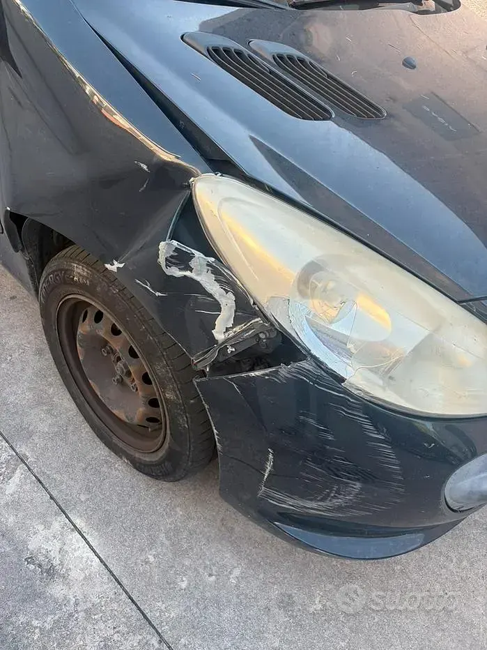 Usata Peugeot 206+ 60 CV (44 kW) 2010 Grigio Utilitaria