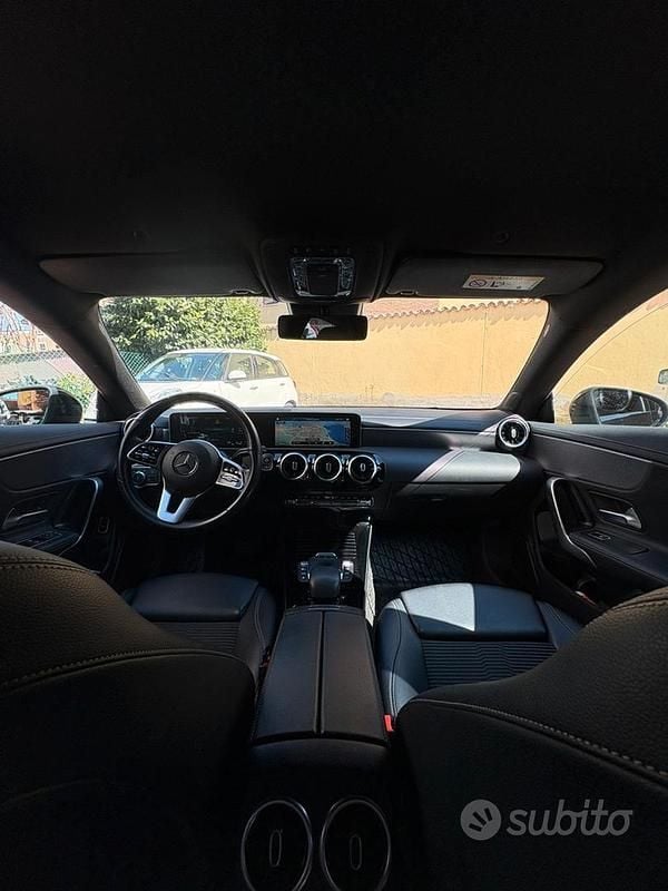 Usata Mercedes CLA200 150 CV (110 kW) 2019 Nero Coupé