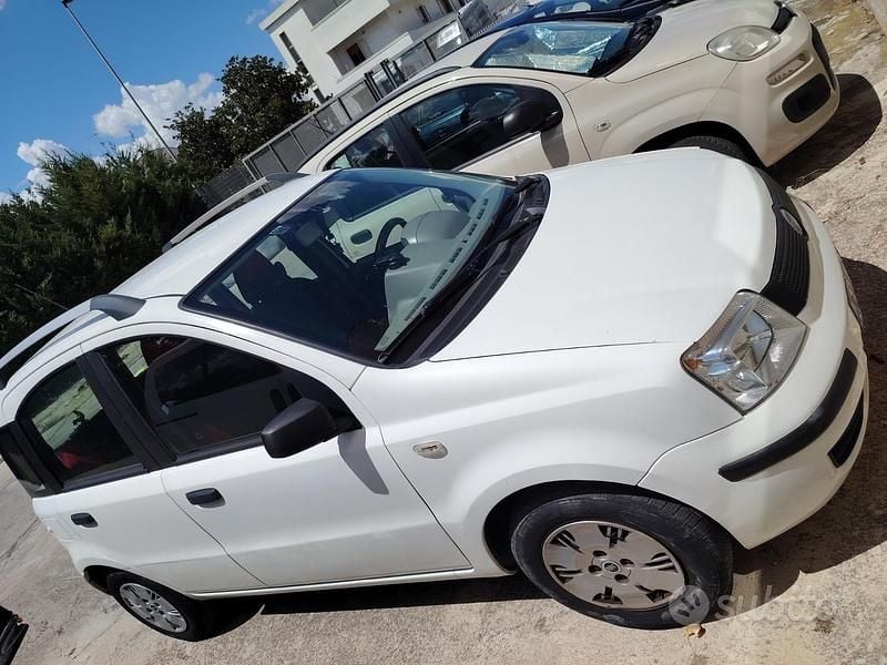 Usata 2006 Fiat Panda Utilitaria | 2500 € (Ottimo prezzo) - Immagine 1/3