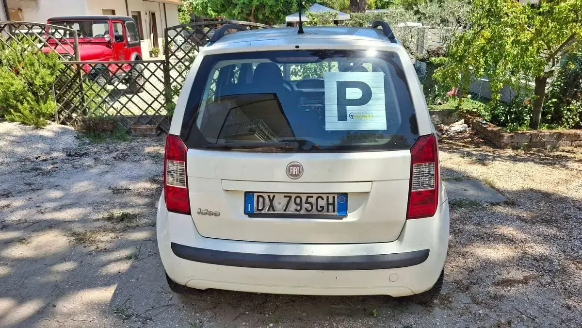 Usata Fiat Idea 77 CV (56 kW) 2009 Bianco Monovolume