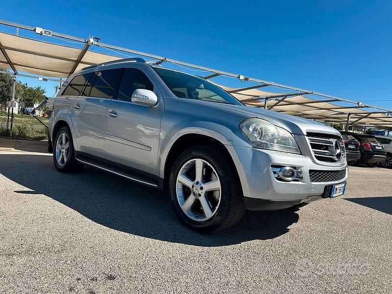 Grigio Usata 2007 Mercedes GL320 SUV | 10.000 € - Immagine 1/4