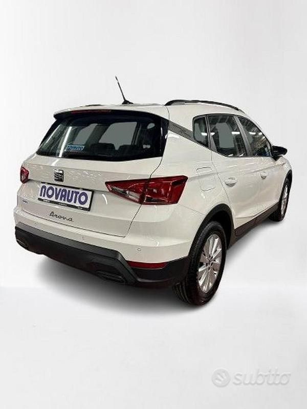 Usata Seat Arona Style 110 CV (80 kW) 2023 Bianco SUV