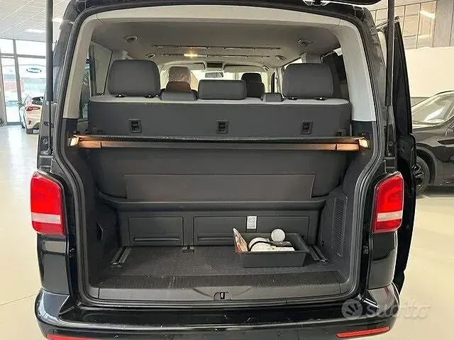 Usata VW T5 140 CV (102 kW) 2014 Nero Furgone