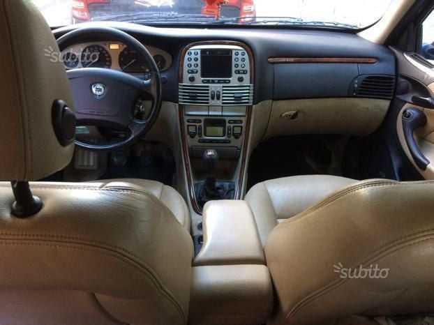 Usato 2.4 JTD 150 CV cat Station Wagon Executive Lancia Lybra – 2002 ... Usato 2.4 JTD 150 CV cat Station Wagon Executive Lancia Lybra – 2002 ...