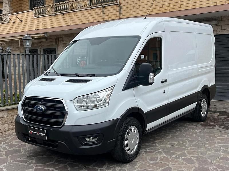 Usado Ford Transit Trend 130 CV (95 kW) 2021 Blanco