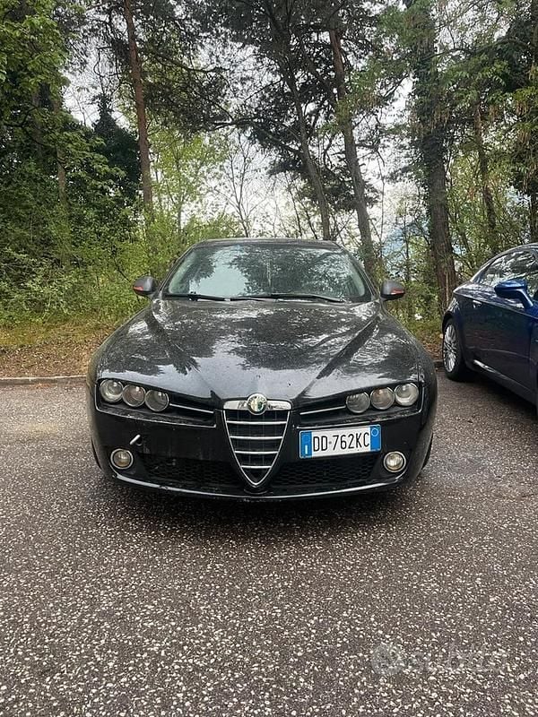 Käytetty Alfa Romeo 159 120 HP (88 kW) 2006 Musta Sedan