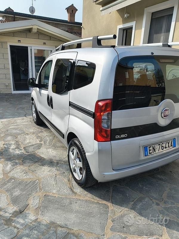 Usata Fiat Qubo Dynamic 77 CV (56 kW) 2012 Grigio Monovolume