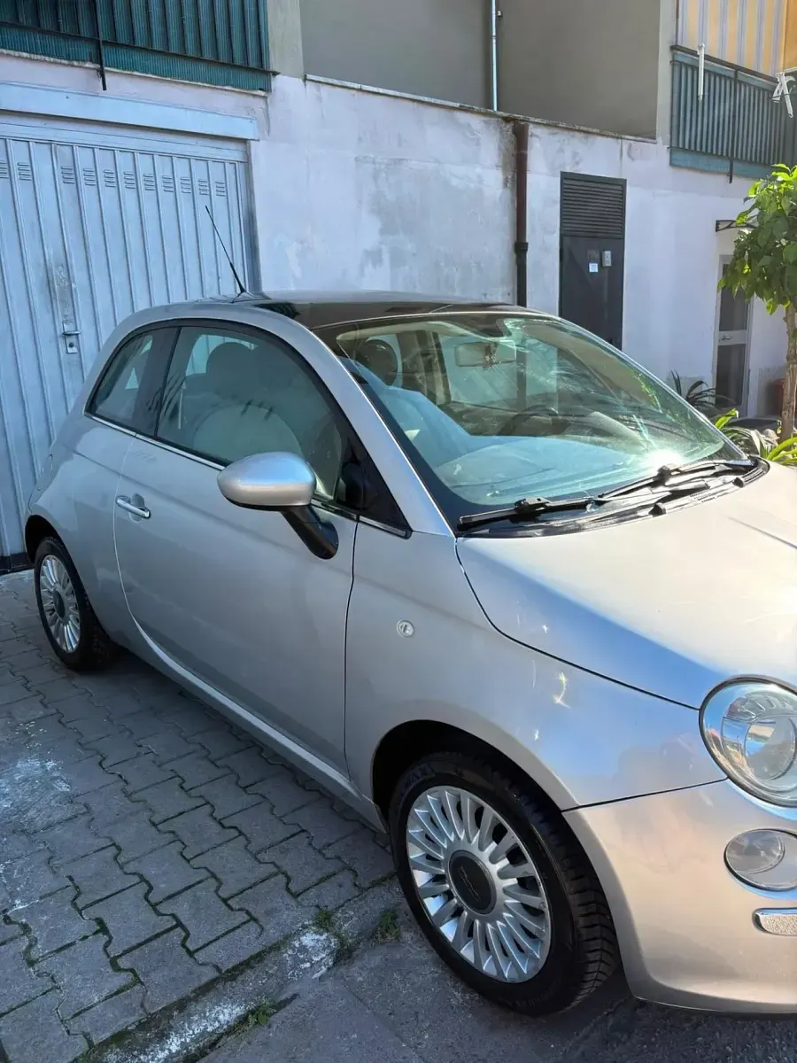 Usata Fiat 500 Lounge 75 CV (55 kW) 2010 Argento Berlina