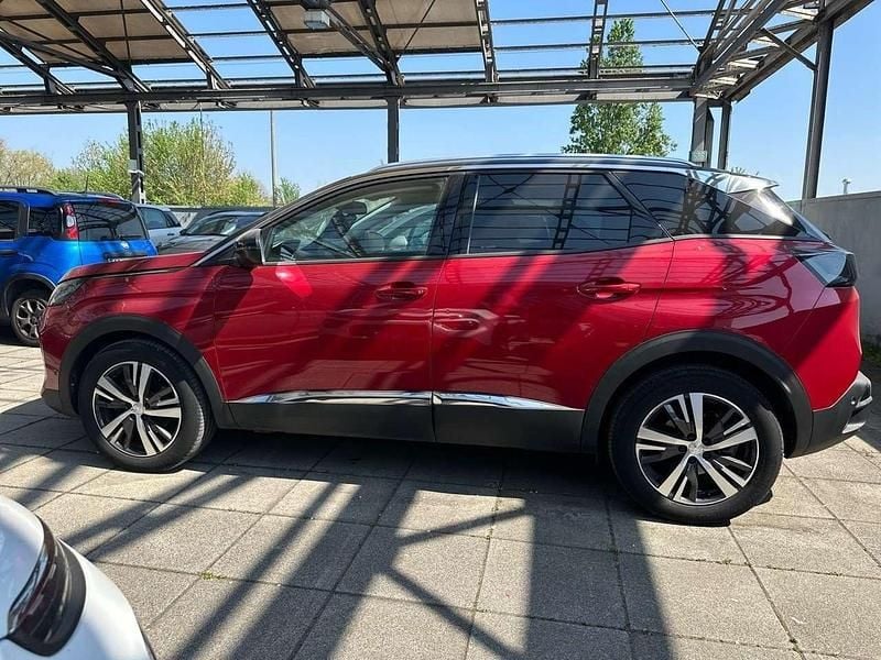 Usata Peugeot 3008 Allure 131 CV (96 kW) 2021 Rosso SUV