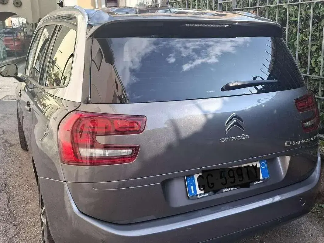 Usata Citroën C4 SpaceTourer 131 CV (96 kW) 2021 Marrone Monovolume