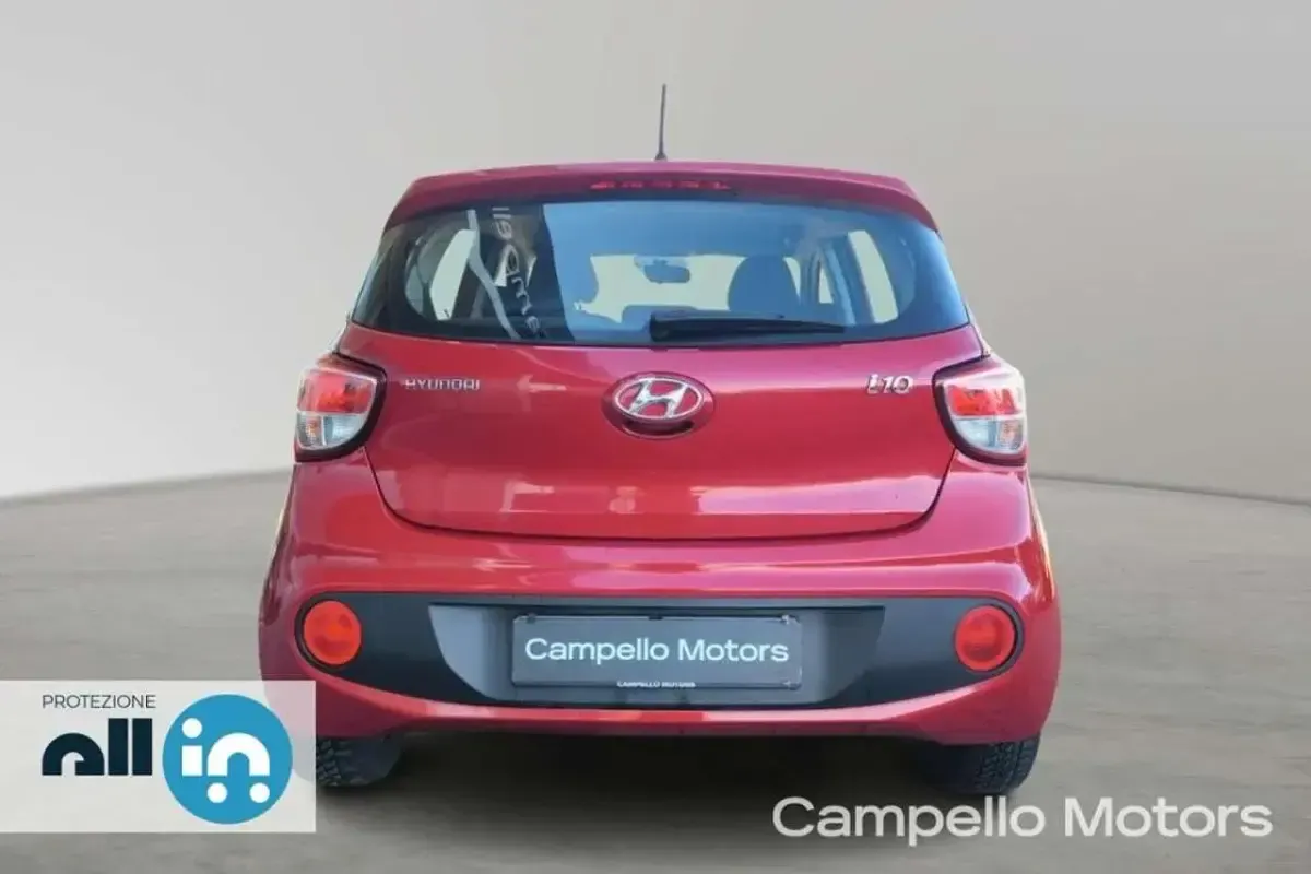 Usata Hyundai i10 67 CV (49 kW) 2018 Rosso Utilitaria