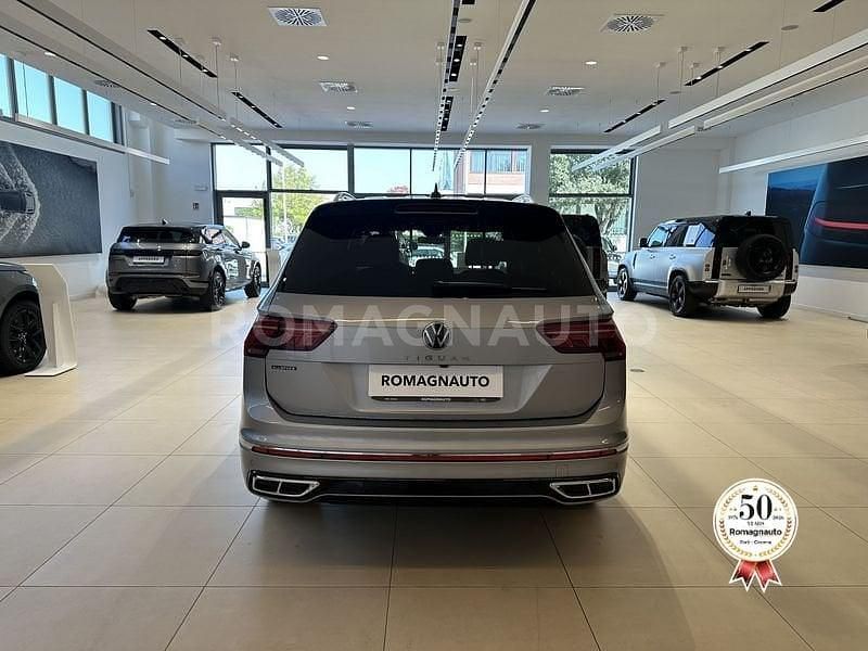 Usata VW Tiguan Allspace R-line 150 CV (110 kW) 2023 Grigio SUV