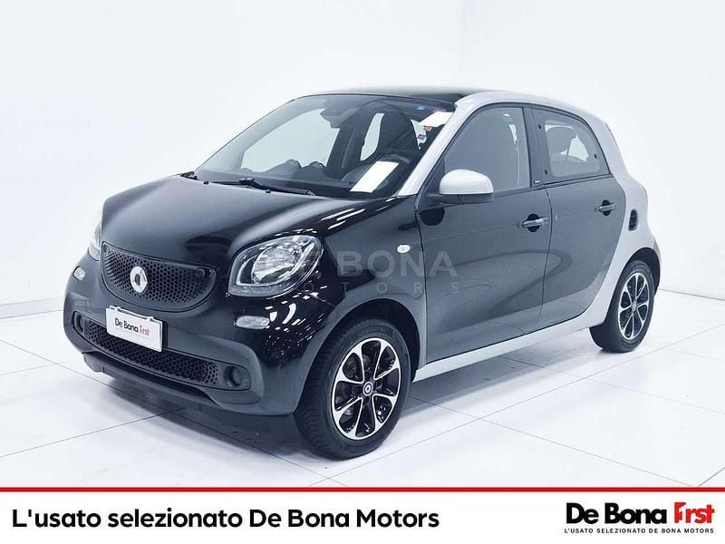 Nero Usata 2015 Smart ForFour Passion Due volumi | 9590 € (Buon prezzo) - Immagine 1/4