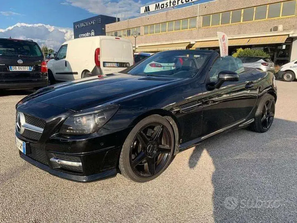 Usado Mercedes SLK250 Premium 204 CV (150 kW) 2012 Negro Descapotable