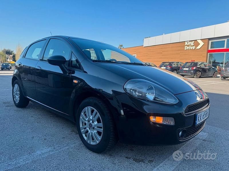 Brugt Fiat Punto 2015 Sort Hatchback