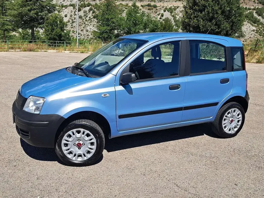 Usata Fiat Panda 4x4 69 CV (50 kW) 2009 Blu/azzurro Utilitaria