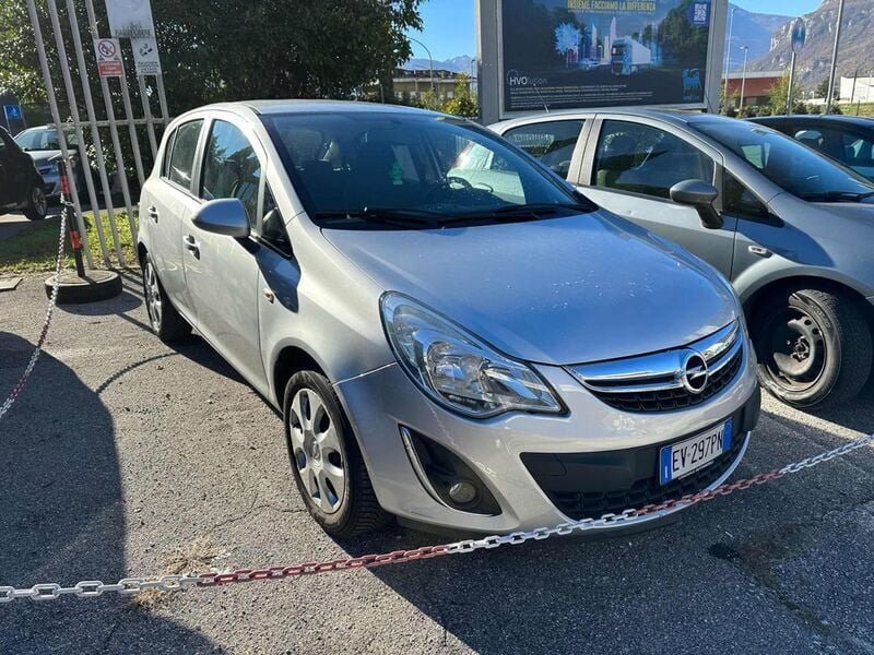 Usato 2013 Opel Corsa 1.3 Diesel 75 CV (4.800 €)