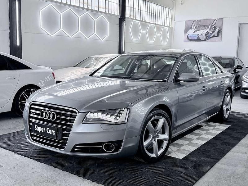 Usata Audi A8 250 CV (183 kW) 2011 Blu/azzurro Berlina