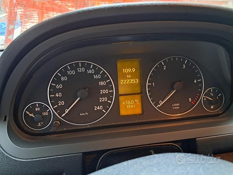 Usata Mercedes A160 2012 Bianco Monovolume