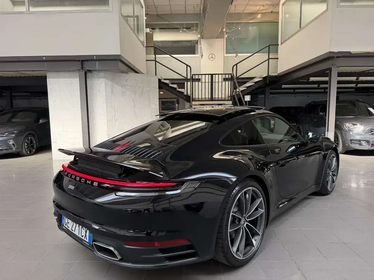 Usata Porsche 911 Carrera 4 385 CV (283 kW) 2021 Other Coupé