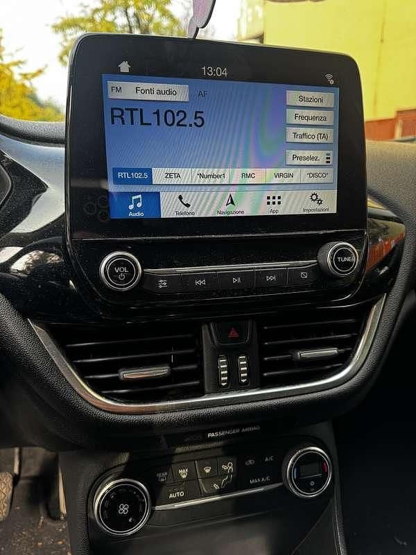 Blu/azzurro Usata 2018 Ford Fiesta Active Berlina | 9500 € (Ottimo prezzo) - Immagine 1/4