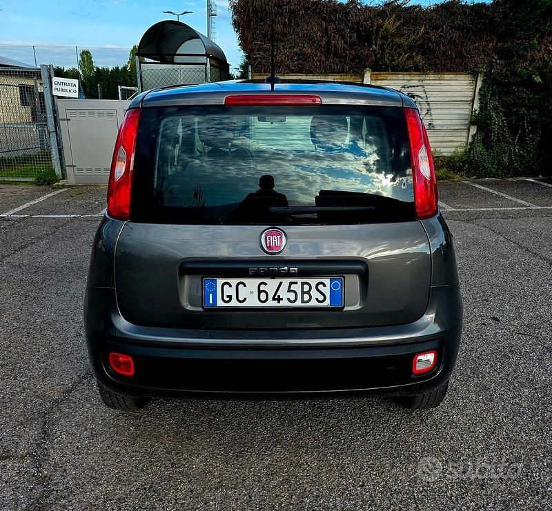Usata Fiat Panda 69 CV (50 kW) 2020 Grigio Utilitaria