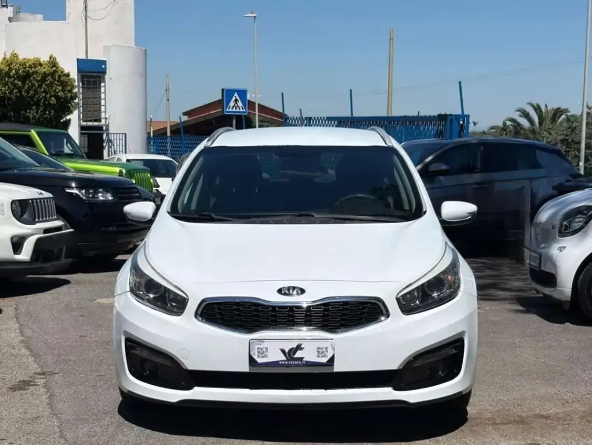 Usata Kia Ceed Sportswagon 110 CV (80 kW) 2015 Bianco Station wagon