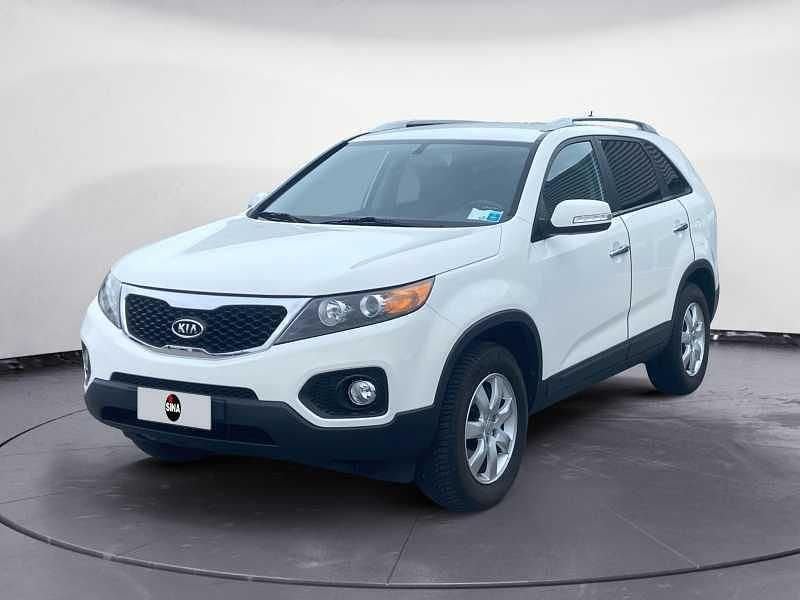 Bianco Usata 2010 Kia Sorento Active SUV | 7801 € - Immagine 1/4