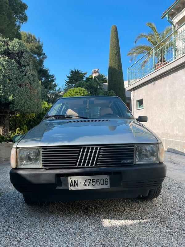 Usato 1988 Fiat Uno Benzin (5.000 €)