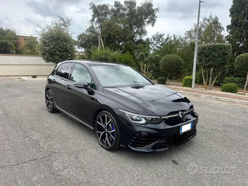 Usata VW Golf VIII R 333 CV (244 kW) 2022 Nero Berlina