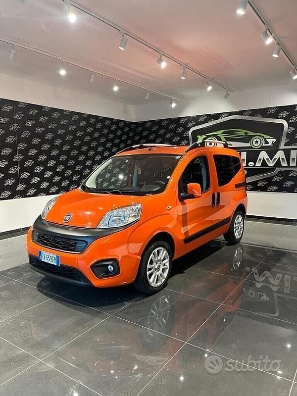 Usata Fiat Qubo Lounge 77 CV (56 kW) 2019 Arancione Monovolume