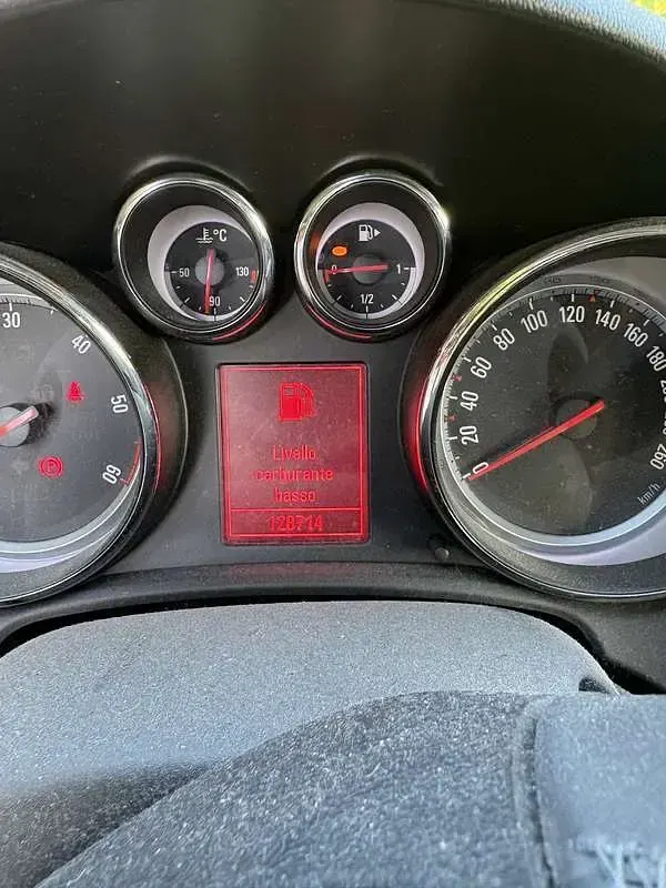 Usata Opel Astra Cosmo 110 CV (80 kW) 2010 Berlina