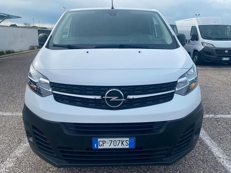 Usata Opel Vivaro Enjoy 145 CV (106 kW) 2023 Bianco Monovolume