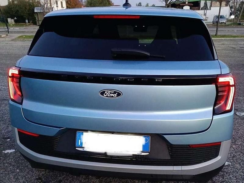 Usata Ford Explorer Extended Range 88 kW (121 CV) 2025 Blu/azzurro SUV