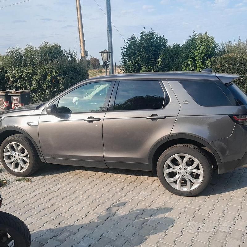 Usata Land Rover Discovery Sport 150 CV (110 kW) 2016 Grigio SUV