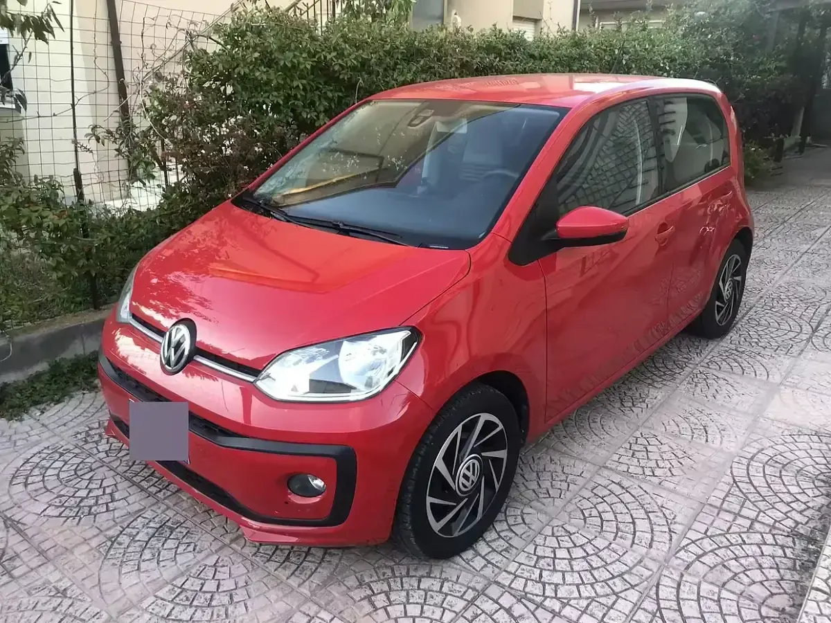 Usata VW up! 68 CV (50 kW) 2019 Rosso Utilitaria