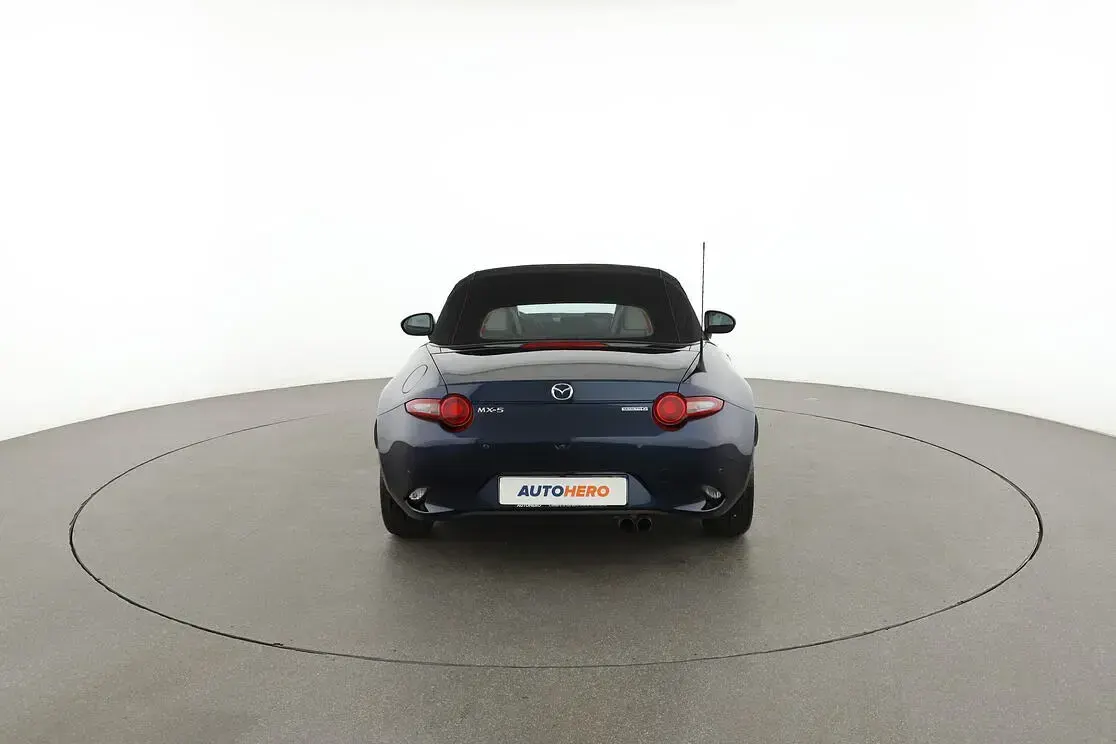Usata Mazda MX5 Exceed 132 CV (97 kW) 2022 Blu Cabrio