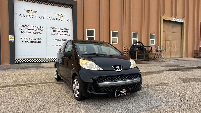 Usata Peugeot 107 68 CV (50 kW) 2010 Nero Utilitaria
