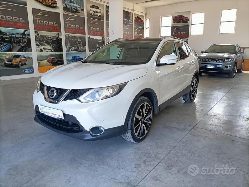Usata Nissan Qashqai Tekna 110 CV (80 kW) 2014 Bianco SUV