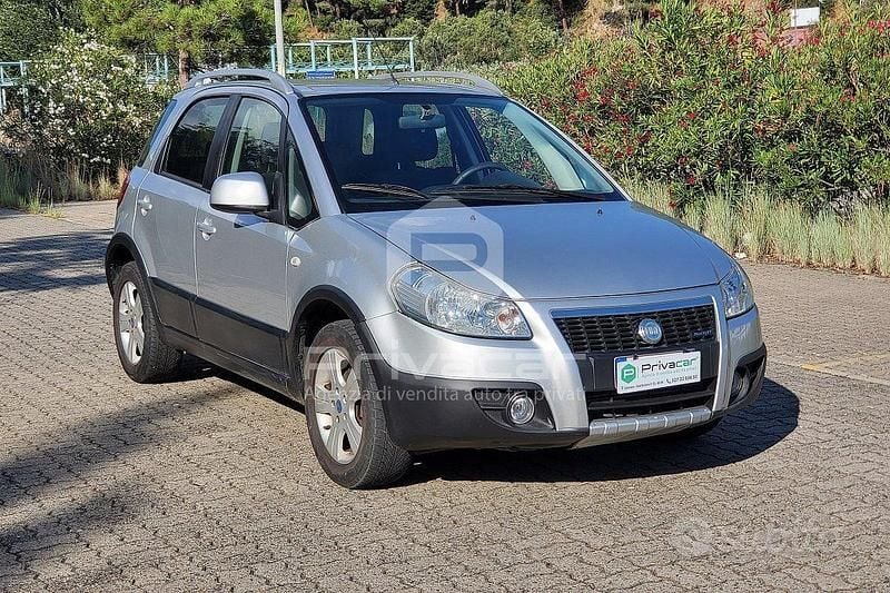 Usata Fiat Sedici Dynamic 120 CV (88 kW) 2008 Grigio SUV