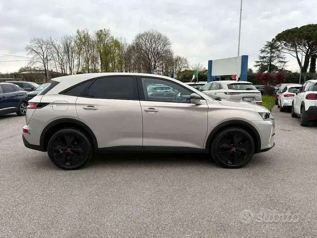 Usata DS Automobiles DS7 Crossback Performance 131 CV (96 kW) 2023 Grigio SUV