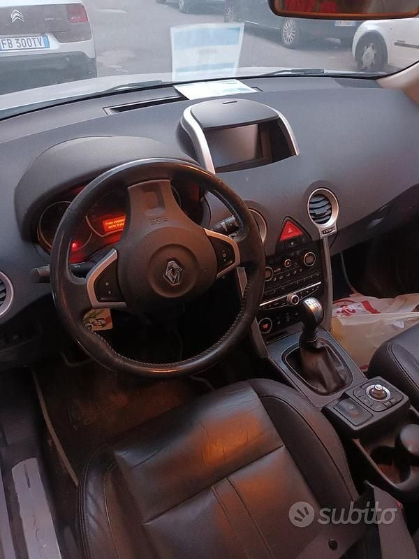 Usata Renault Koleos 175 CV (128 kW) 2009 SUV