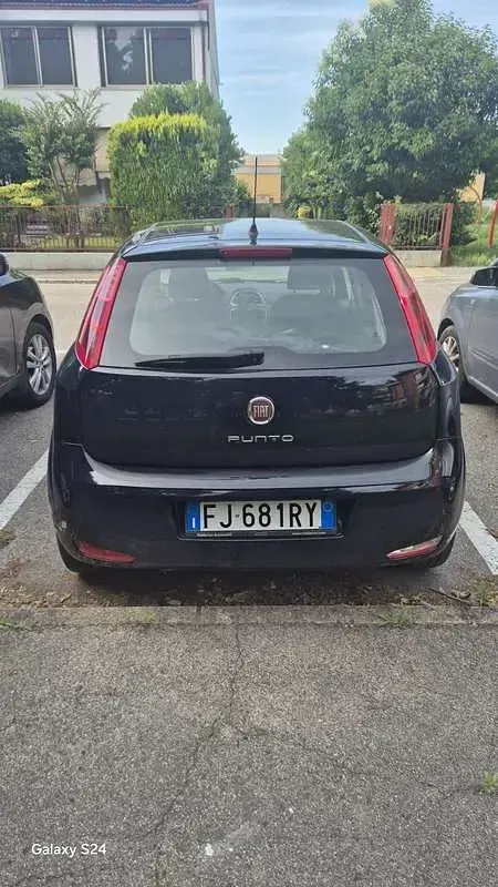 Usata Fiat Punto Street 95 CV (69 kW) 2017 Utilitaria