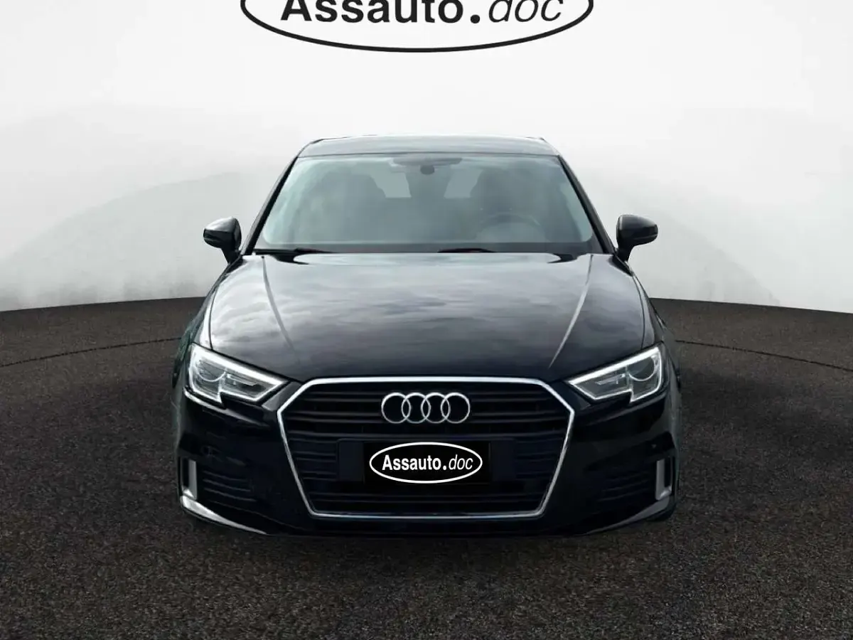 Usata Audi A3 116 CV (85 kW) 2017 Nero Berlina
