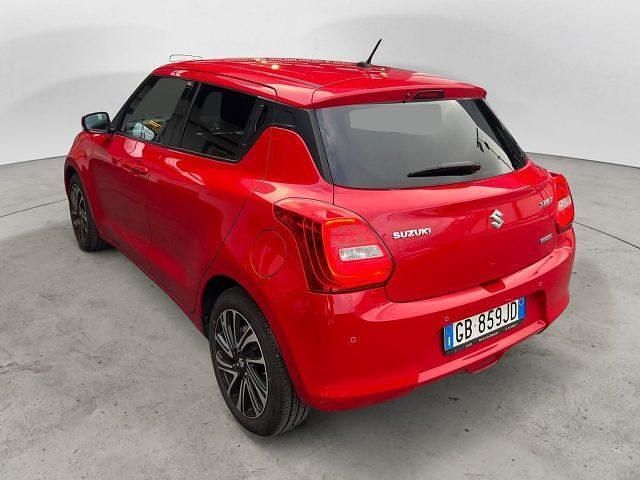 Usata Suzuki Swift 82 CV (60 kW) 2021 Rosso Berlina