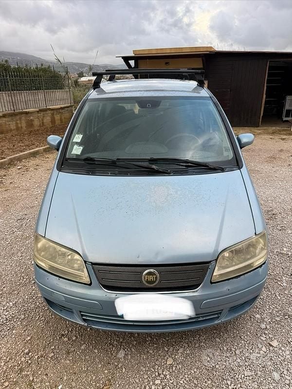 Usata Fiat Idea 90 CV (66 kW) 2005 Monovolume